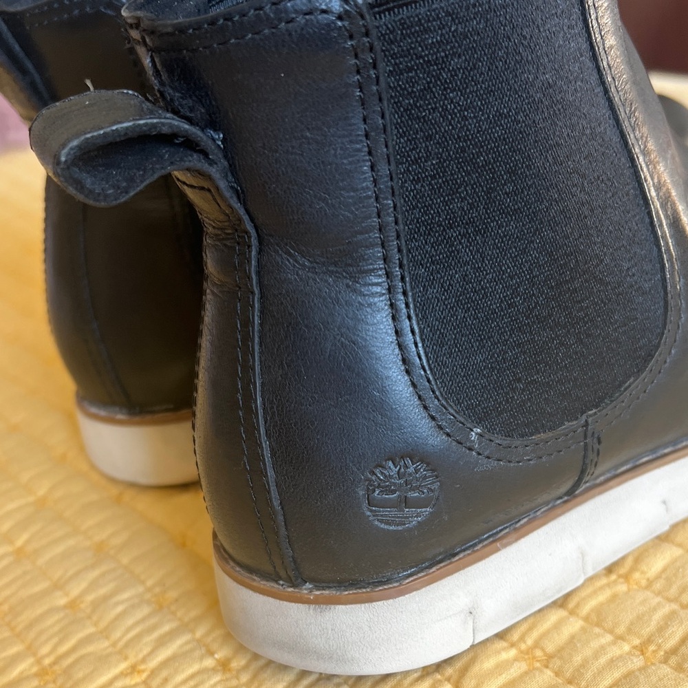 Timberland Woman Lakeville Chalsea Black Boots - Picture 4 of 10